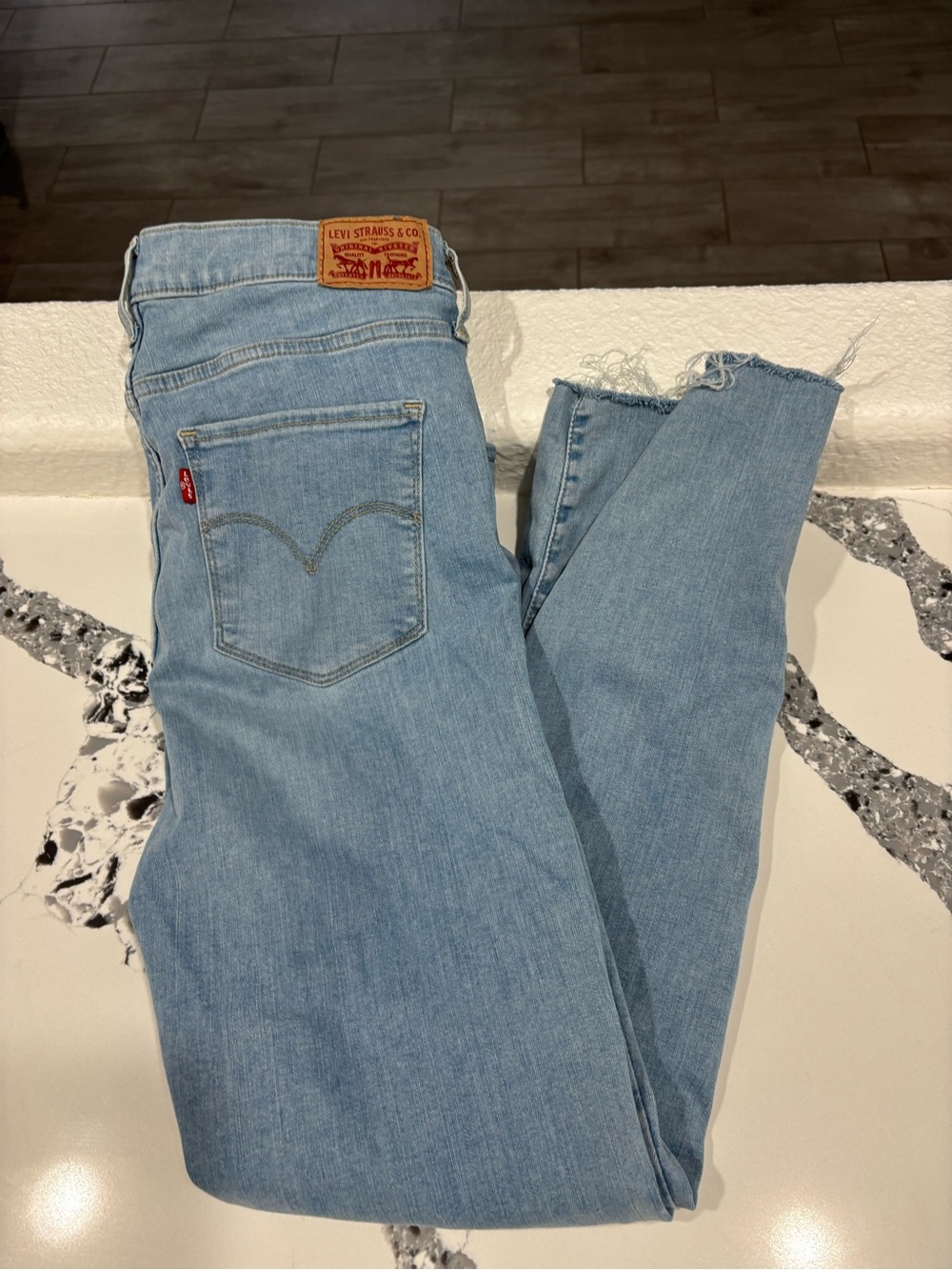 Levi’s 720 high rise super skinny jeans size 31 stret